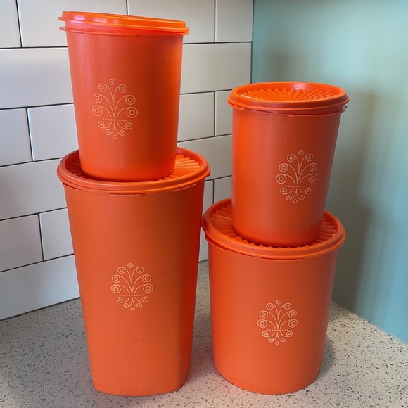 **SOLD**Vintage Tupperware Set of 4 Orange Canisters - Picture 10 of 10